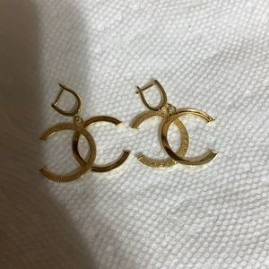 Solid 18k saudi gold earrings